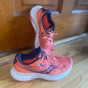 Saucony Running shoes
